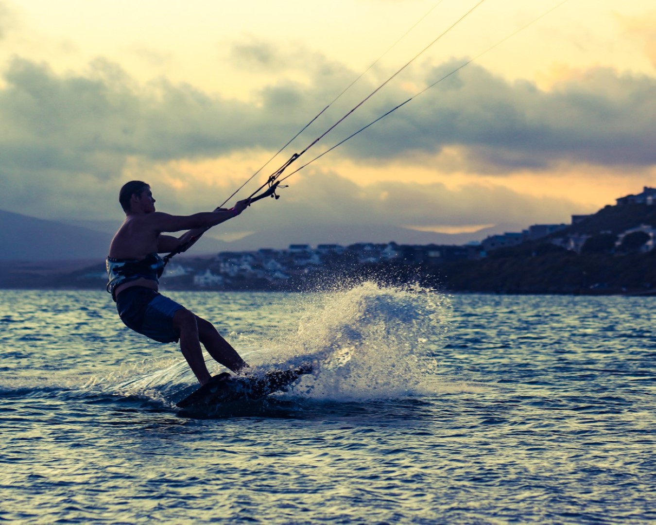 Image of a kite surfer in Witsand
